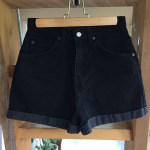 Vintage Levi’s 954 Orage Tab Mom Fit Shorts